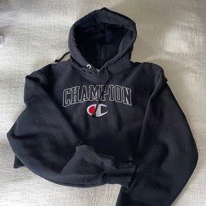CHAMPION | Black Crop Sweater | Small